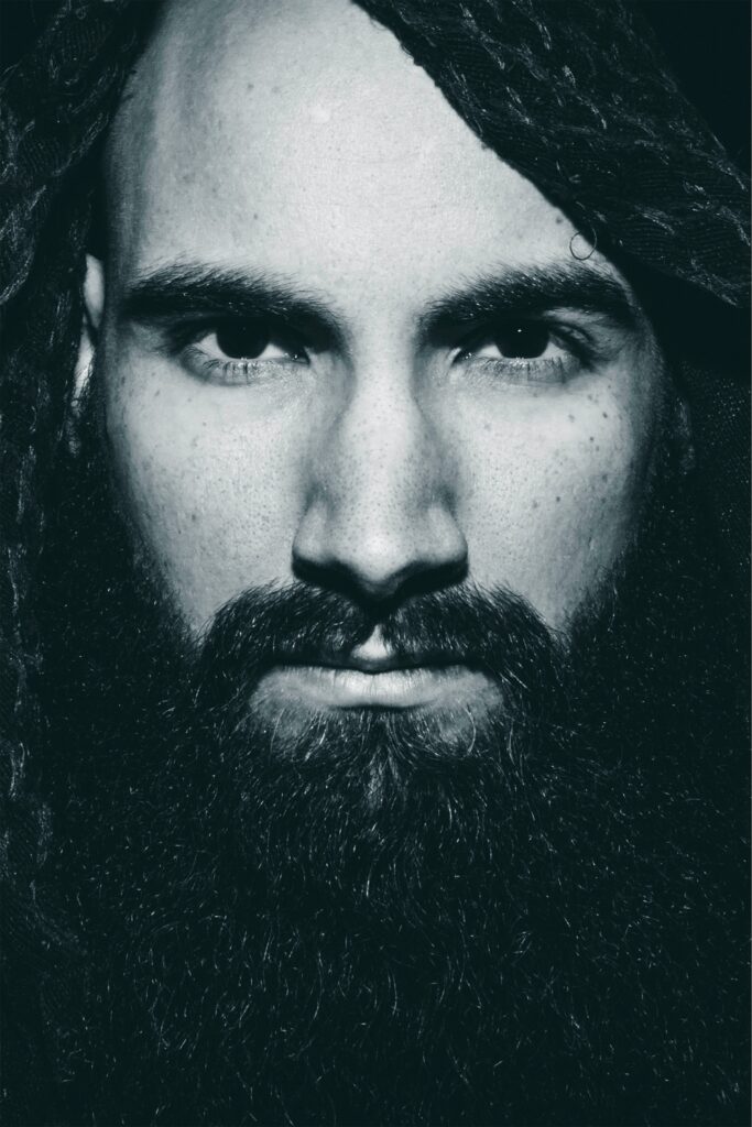 Les secrets pour stimuler la pousse de votre barbe